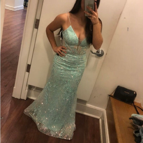 Aquamarine Dream – Crystal Dress main image 1